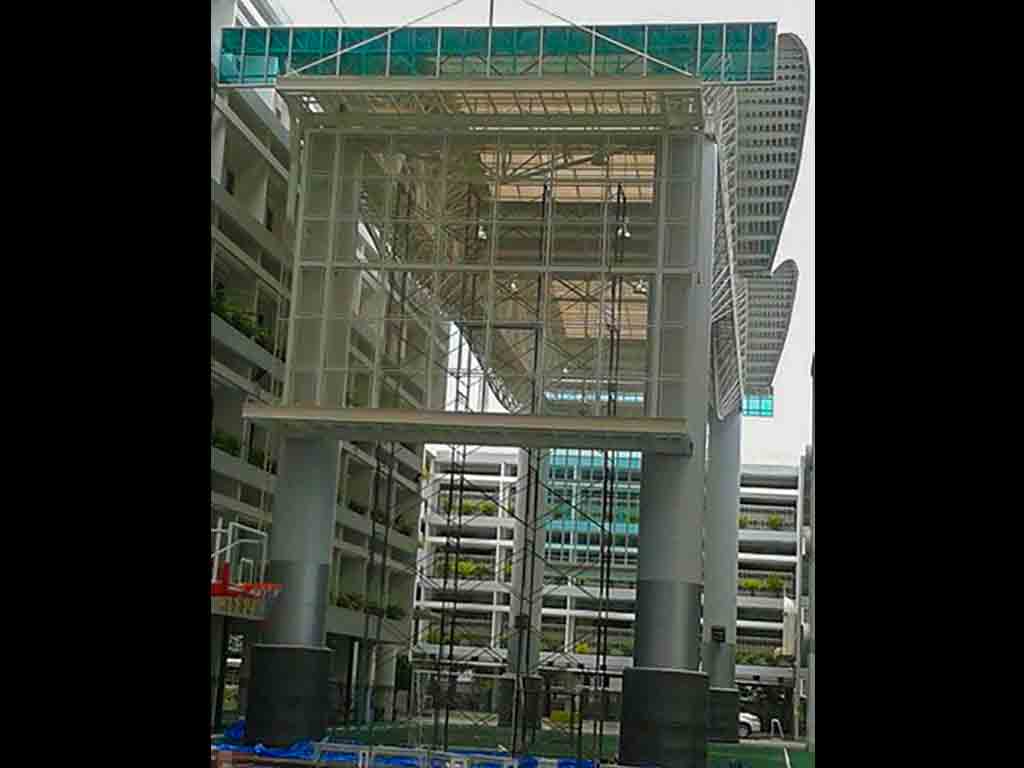 เสากลมคอมโพสิต ลานกิจกรรม